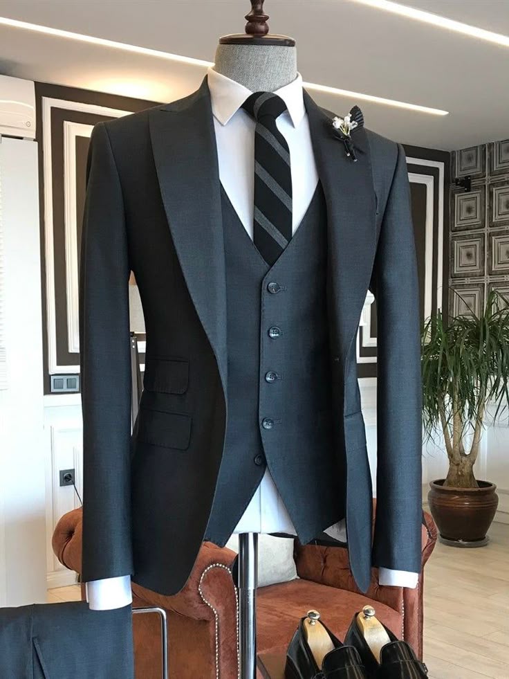 Heritage Suit 11